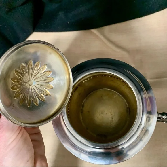 Vintage Silverplate Lidded Sugar Bowl Ornate Floral Dual Handle "M.E. Plateado” - Picture 4 of 8